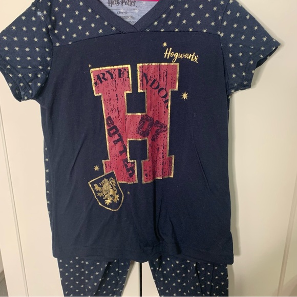 Harry Potter Pajama Set - Picture 2 of 11